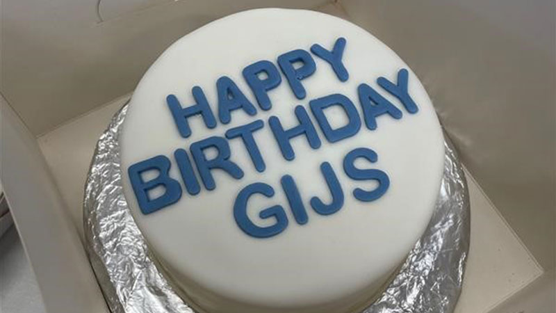 birthday cake
